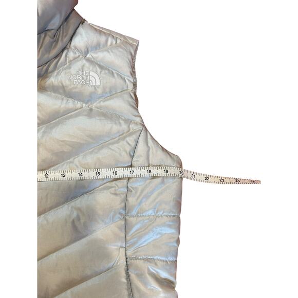 THE NORTH FACE Silver Gray 550 Fill Goose Down Puffer Puffy Vest Women's Medium - Picture 4 of 10